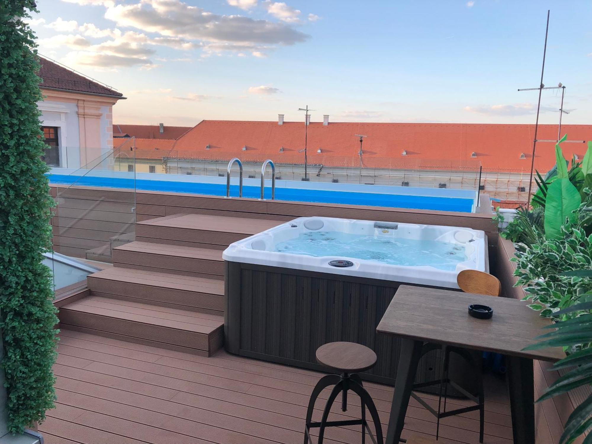 Boutique Hotel Tvrda Осиек Экстерьер фото