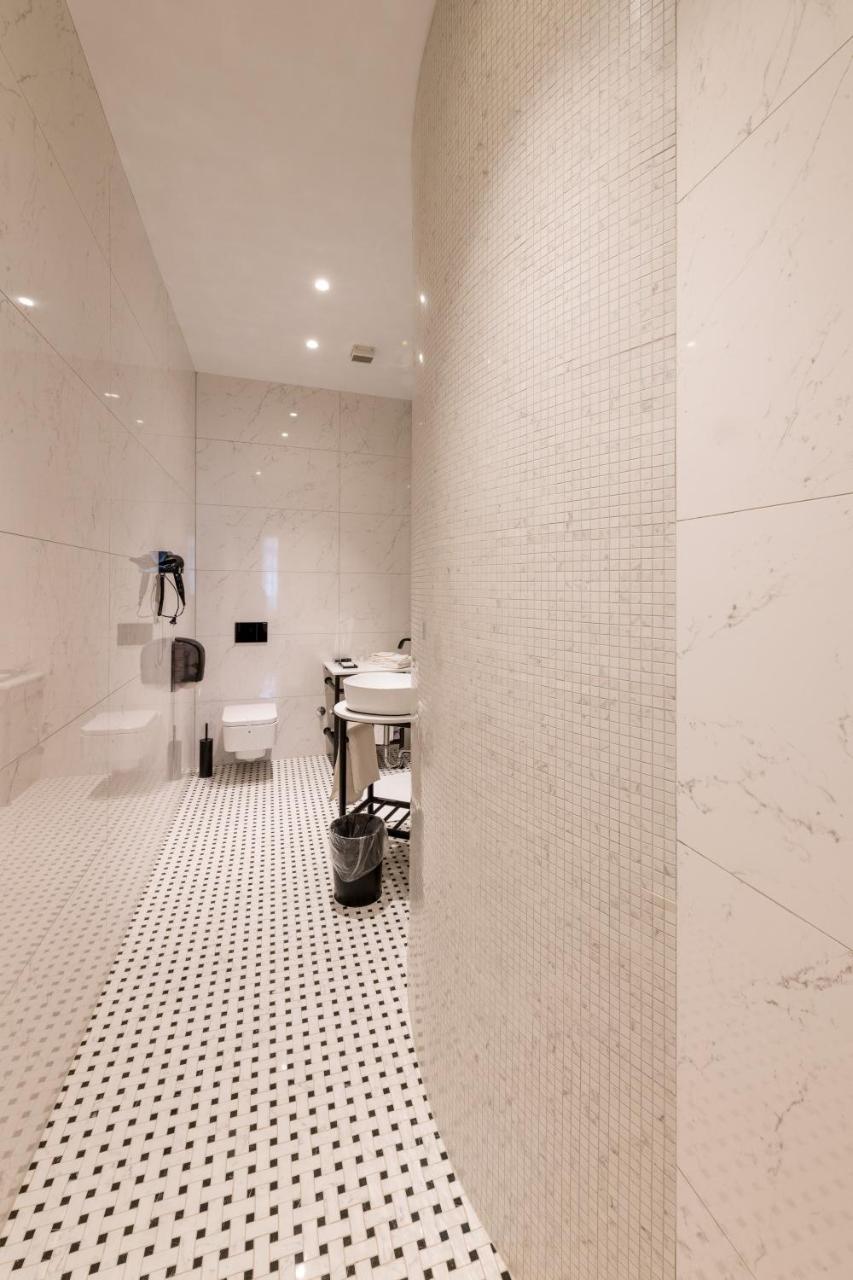 Boutique Hotel Tvrda Осиек Экстерьер фото